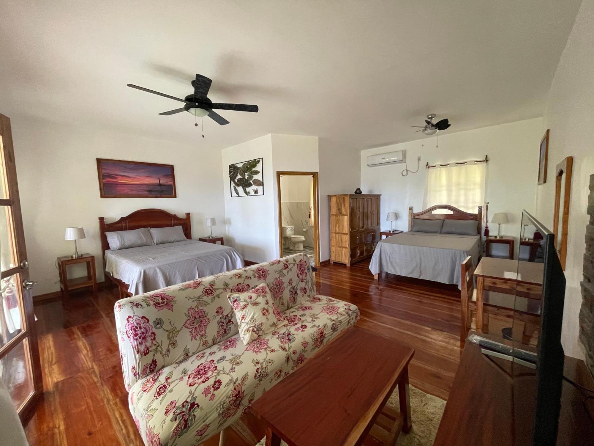 Agoho Resort Mambajao Oda fotoğraf